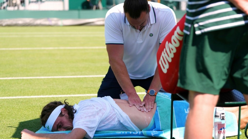 tsitsipas wimbledon 77- new